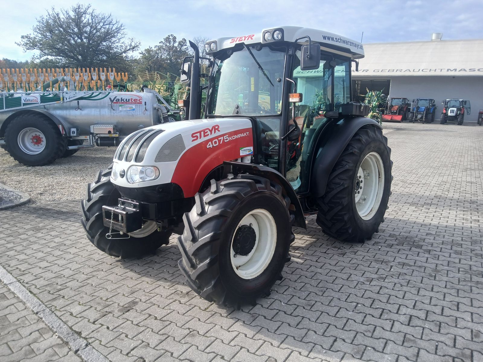 Steyr Kompakt 4075 Komfort 1 2