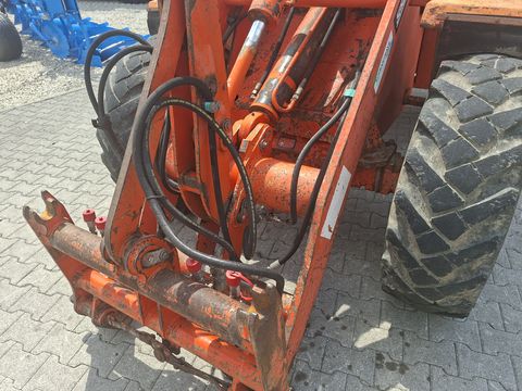 Schaeff 841