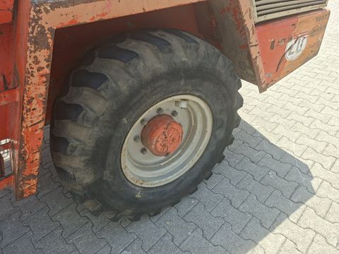 Schaeff 841
