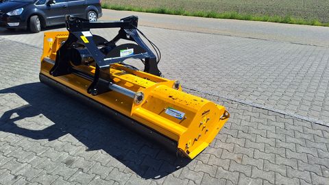 Müthing MU-M 280 Front-Heck und hydr. Seitenverschub