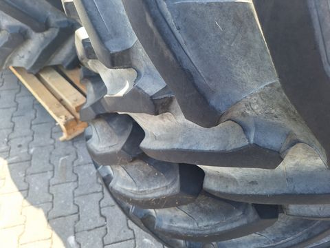 Trelleborg 710/60R42+600/60R30 Kompletträder 4 CVT