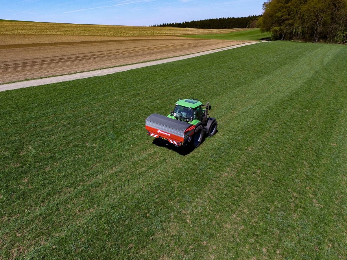 Kverneland Geospread 1500 G3  3