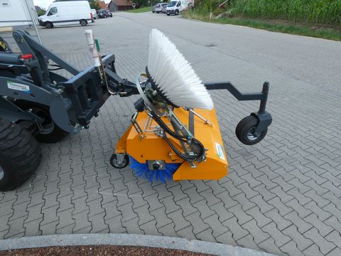 Sonstige Giant Kehrmaschine 1350 