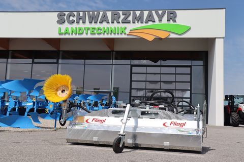Sonstige Fliegl AgroCenter Kehrmaschine 2300  