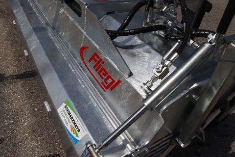Sonstige Fliegl AgroCenter Kehrmaschine 2300 