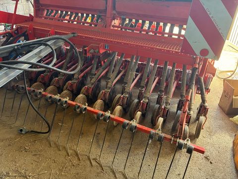 Kuhn HR304D + Integra 3003