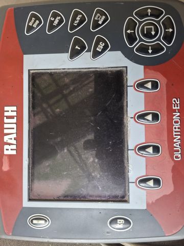 Rauch AXIS 20.1 W mit 800 Liter Aufsatz