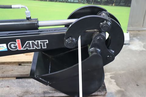 Giant Baggerarm 250