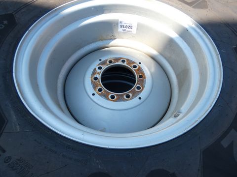 Good Year  800/70R38+620/70R26