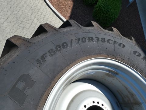 Good Year  800/70R38+620/70R26