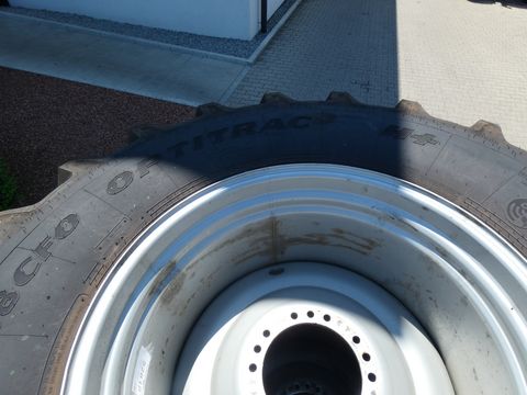 Good Year  800/70R38+620/70R26