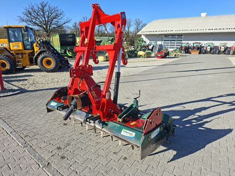 Vogel&Noot TM 250 mit hydraulischen Anbauteilen