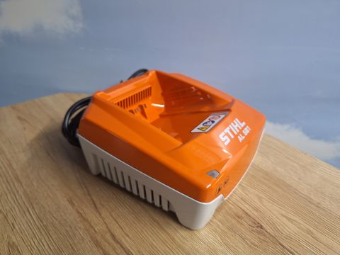 Stihl AL501 Ladegerät