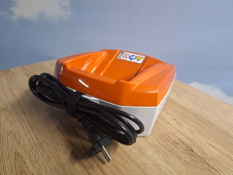Stihl AL501 Ladegerät