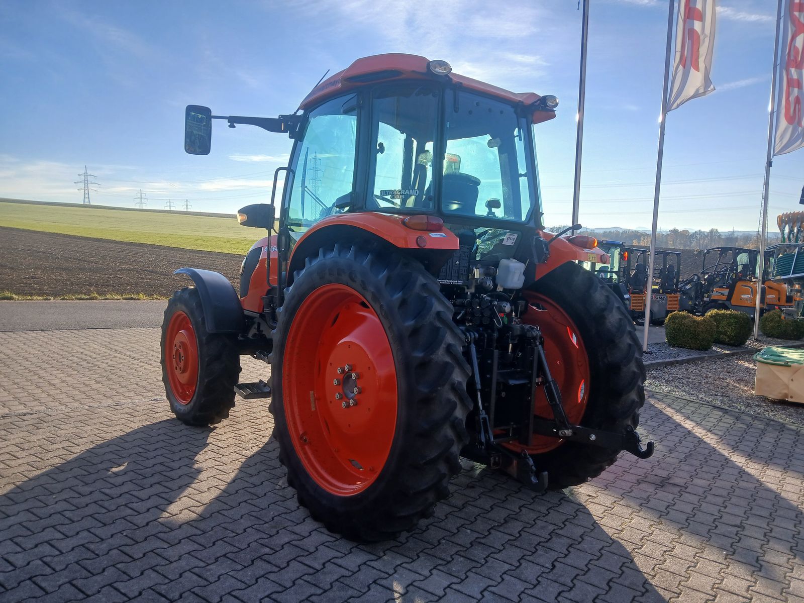 Kubota M8540 3