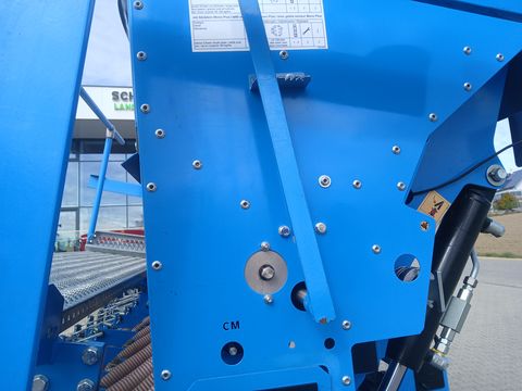 Lemken Zirkon 8/300 und Saphir 8/300 DS