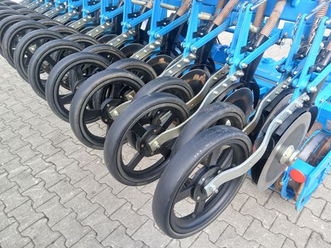Lemken Zirkon 8/300 und Saphir 8/300 DS
