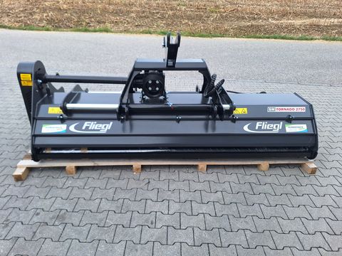 Fliegl SM Tornado 2750