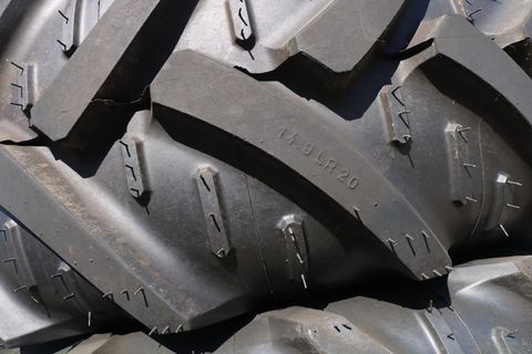 Kleber Kleber 16.9R30+14.9R20