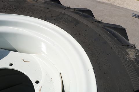 Kleber Kleber 16.9R30+14.9R20