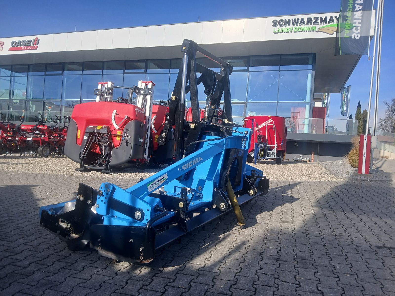 Sicma ERS 3000 mit AXON-Walze und hydr. Anbauteilen 2
