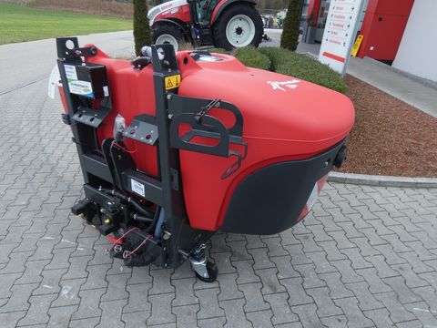 Kverneland iXter Pro Fronttank