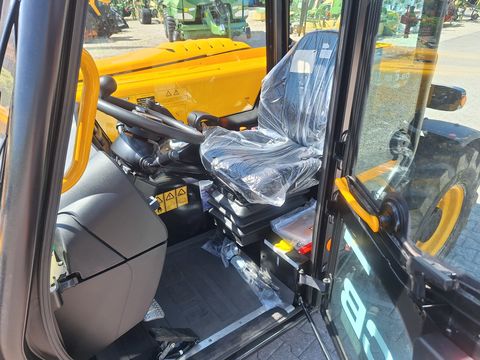 JCB 525-60 AGRI PLUS T5