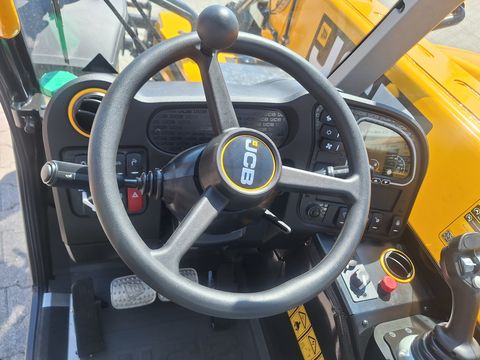 JCB 525-60 AGRI PLUS T5