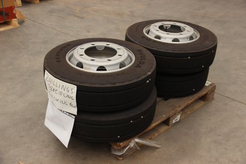 Sonstige 215/75-17,5