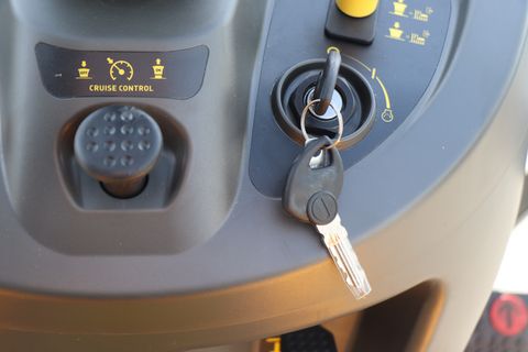 Stiga ESTATE 9102 W