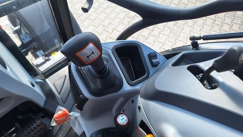 Steyr 4075 Kompakt S (Stage V)