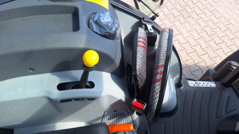 Steyr 4075 Kompakt S (Stage V)