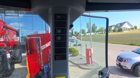 Steyr 4075 Kompakt S (Stage V)
