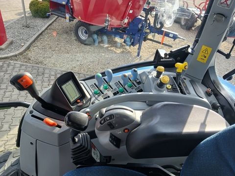 New Holland T6040 Elite
