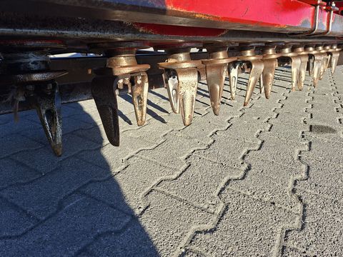 Forigo 300 mit Stanwalze und  hydraulischen Anbauteilen