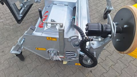Fliegl Kehrmaschine 2300 
