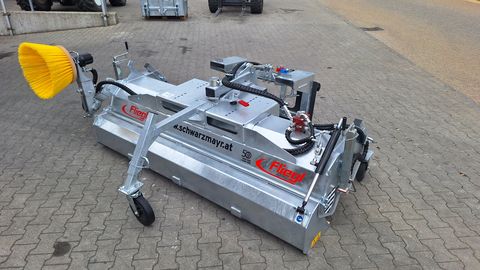 Fliegl Kehrmaschine 2300 