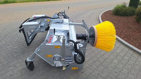 Fliegl Kehrmaschine 2300 