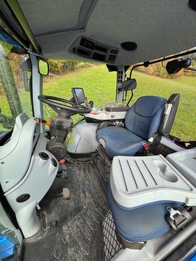 New Holland T6.145 Auto Command SideWinder II