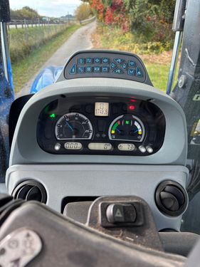 New Holland T6.145 Auto Command SideWinder II