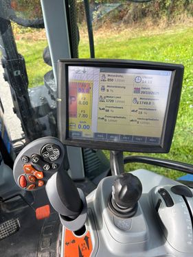 New Holland T6.145 Auto Command SideWinder II