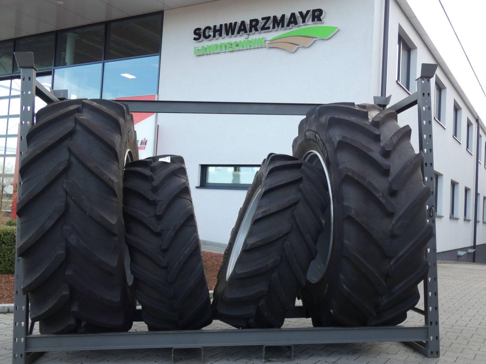Michelin 600/65R38+480/65R28 1