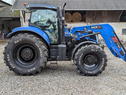 New Holland T7.210