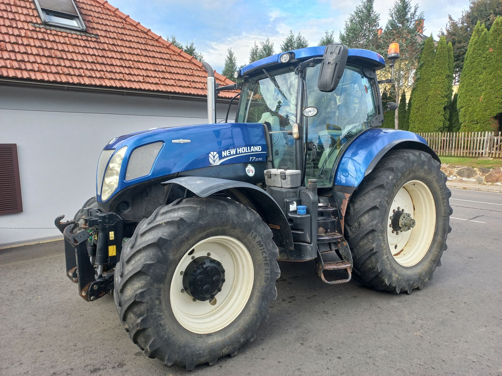 New Holland T7.270 Auto Command BluePower 1