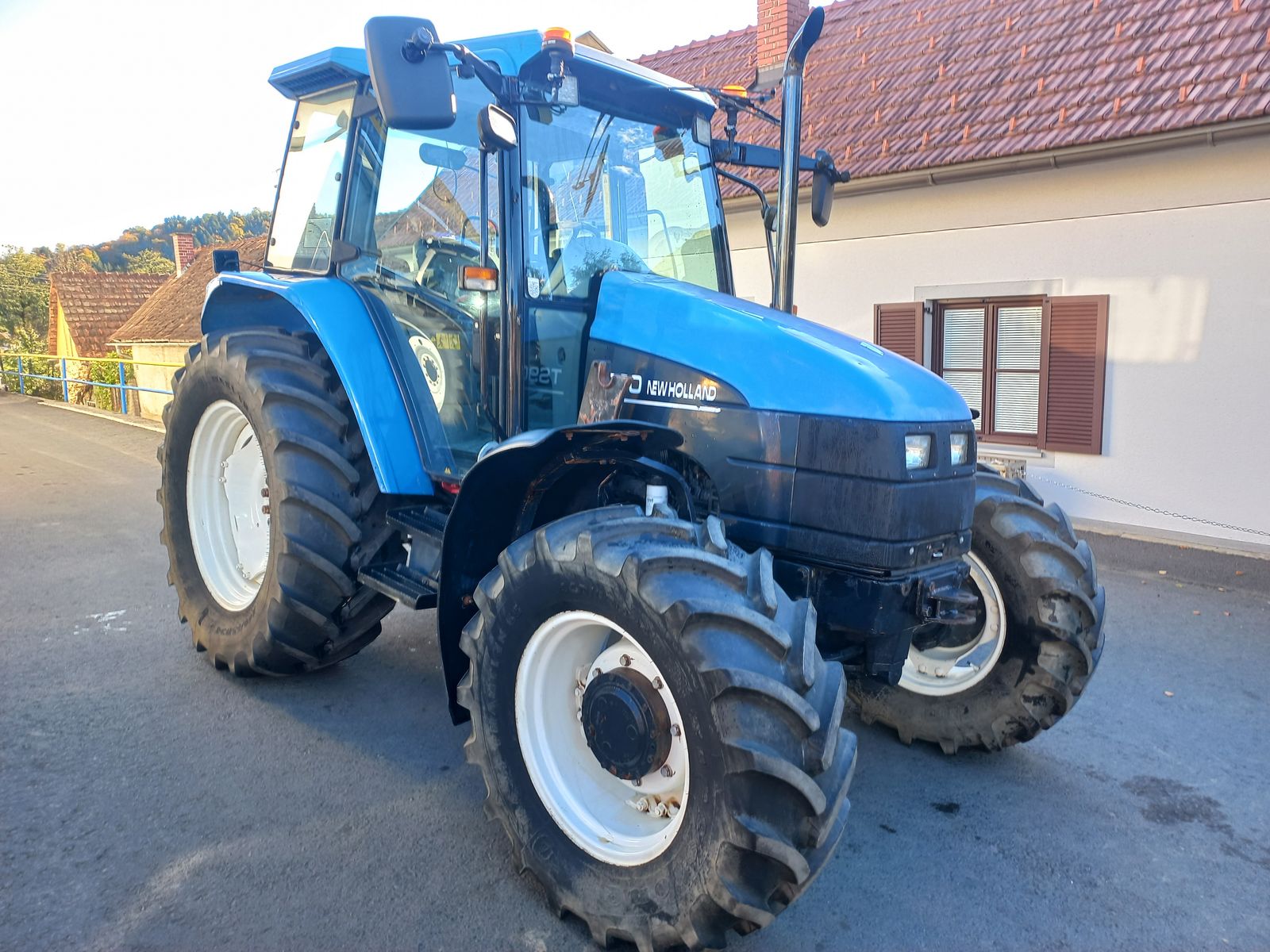 New Holland TS90 1