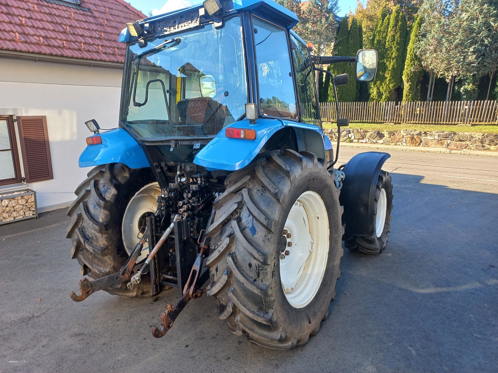 New Holland TS90 3