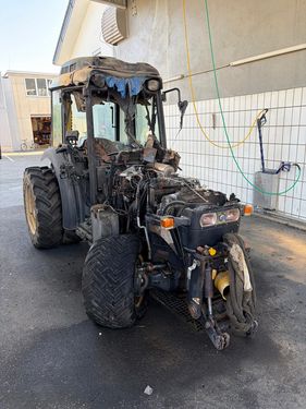 New Holland TN-V 55
