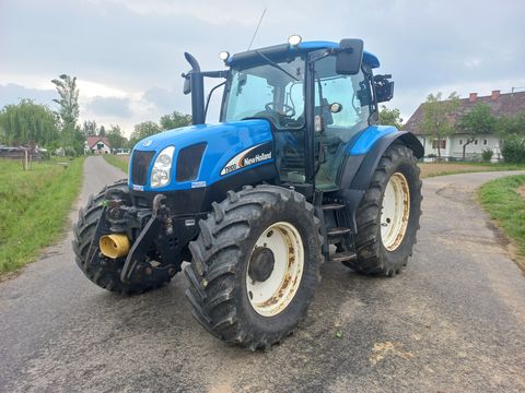 <strong>New Holland TS100A D</strong><br />