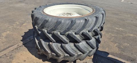 Sonstige Taurus 400/75 R38