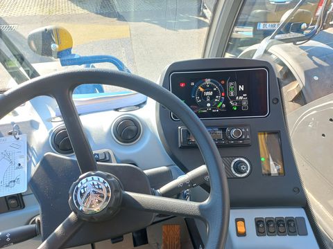 New Holland TH 7.42 Plus